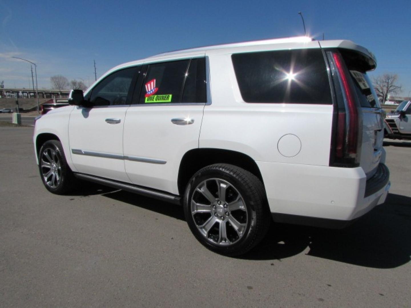 2019 White /Gray Leather Cadillac Escalade Platinum (1GYS4DKJXKR) with an 6.2L Ecotec gasoline engine, 8 speed automatic transmission, located at 4562 State Avenue, Billings, MT, 59101, (406) 896-9833, 45.769516, -108.526772 - 2019 Cadillac Escalade Platinum 4WD - Low miles - One owner! 6.2L V8 OHV 16V FFV Engine - 10 Speed Automatic Transmission - 4WD - 59,092 miles - One owner Platinum package - Dual zone climate control - power tilt and telescoping steering wheel - adaptive cruise control - Bose touchscreen audio - Photo#1